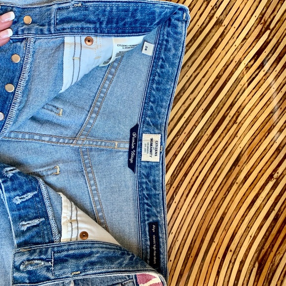 CITIZENS OF HUMANITY Vintage Cut-Offs SIZE 24 - Picture 4 of 5